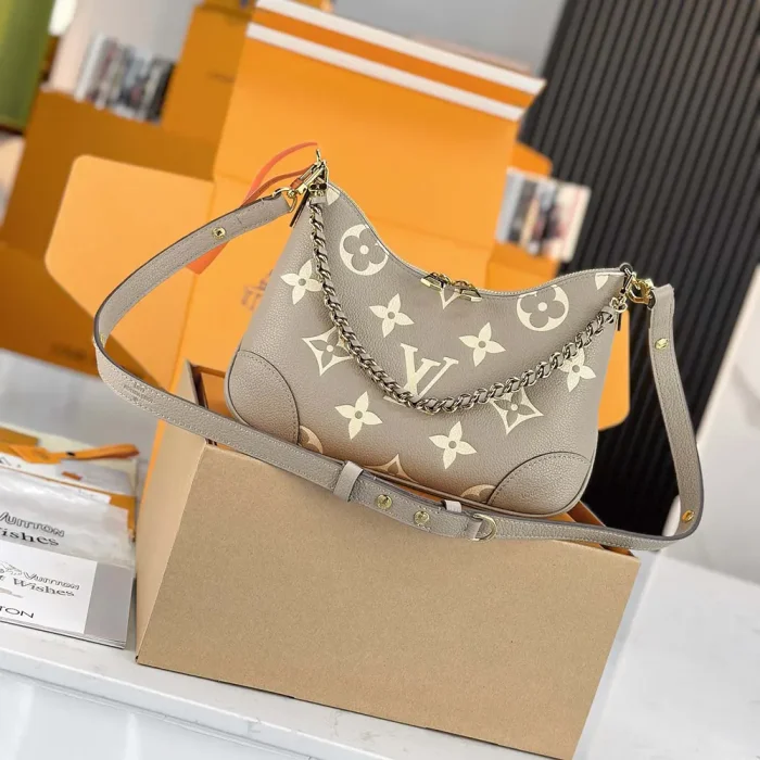 Louis Vuitton LV Women Boulogne PM Embossed Grained Cowhide Leather-Dove Gray M13224