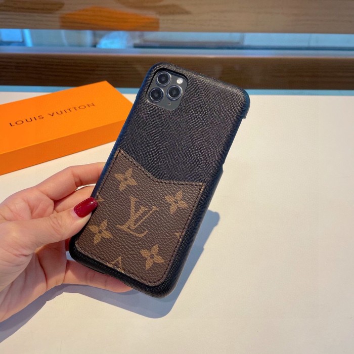 Louis Vuitton LV Unisex Apple IPhone Bumper Pallas Brown Monogram Canvas Black Calf Leather