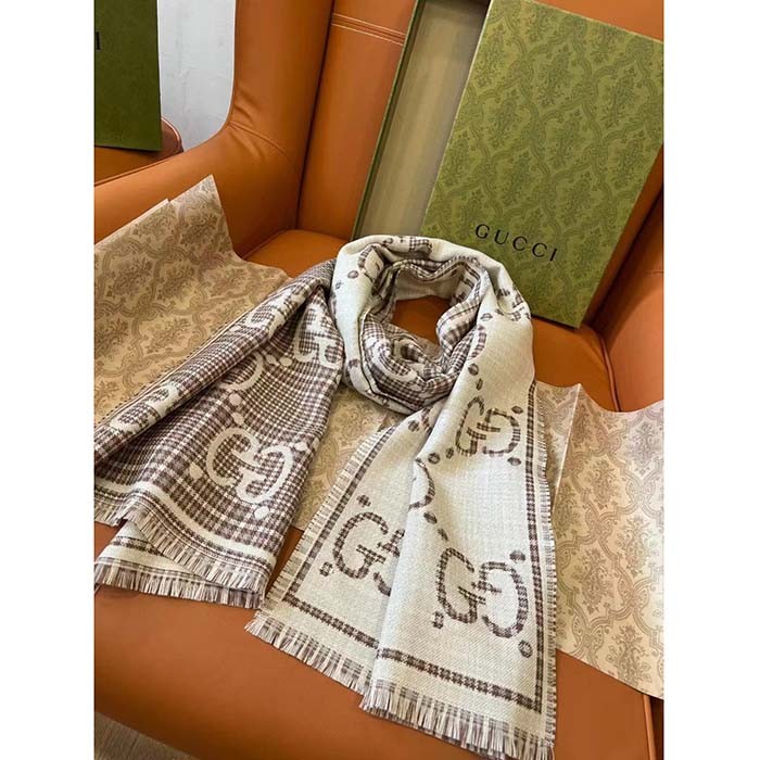 Gucci Unisex GG Wool Jacquard Scarf Ivory Beige Houndstooth Fringe Trim