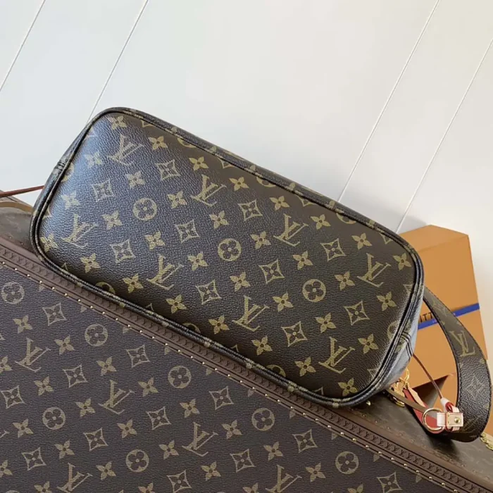 Louis Vuitton LV Women Neverfull Bandoulière Inside Out MM-Red M12096