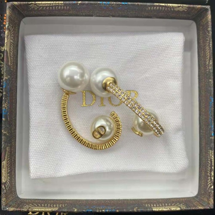 Dior Women Tribales Earrings Gold-Finish Metal with White Resin Pearls