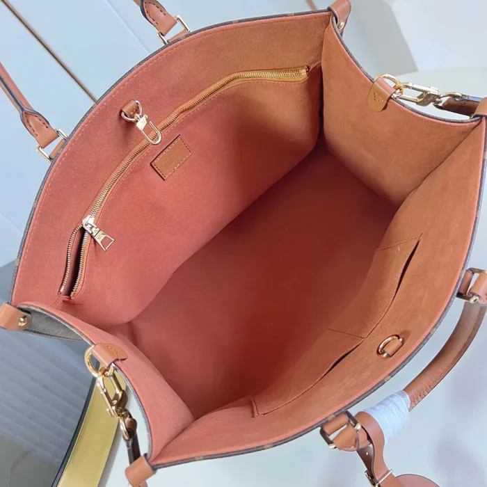 Louis Vuitton LV Women Onthego Organizer Monogram M14235