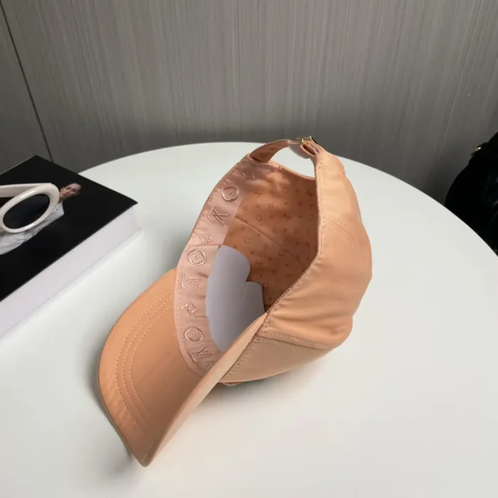 Louis Vuitton Unisex LV Signature Cap-Sunset M7377M