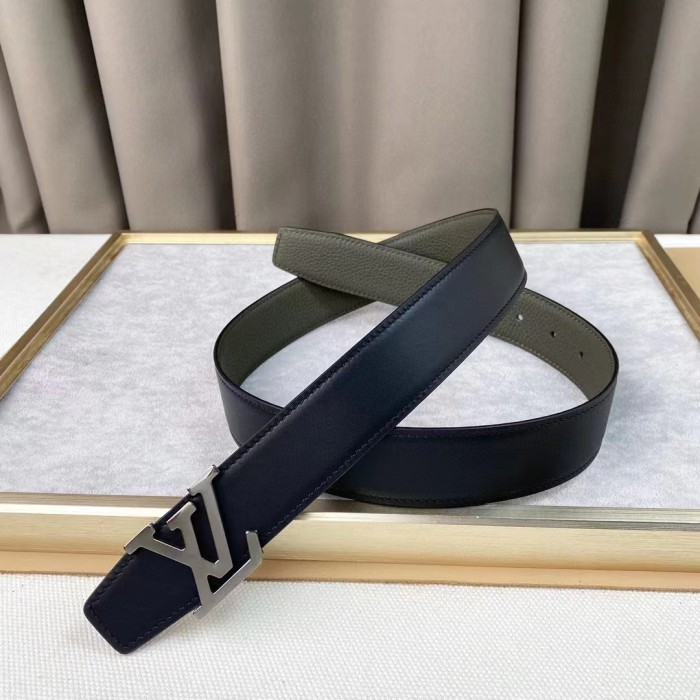 Louis Vuitton Unisex LV Rays 40 MM Reversible Belt Khaki Green Grained Calf Leather