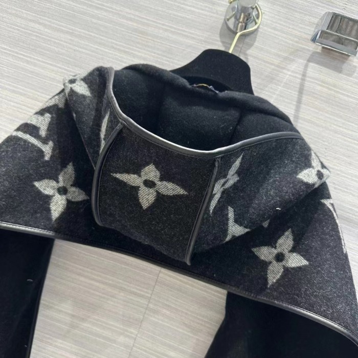 Louis Vuitton LV Unisex Fall For You Scarf Black Wool Cashmere Jacquard Weave Monogram