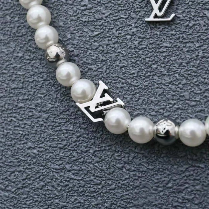 Louis Vuitton Unisex Monogram Pearls Necklace