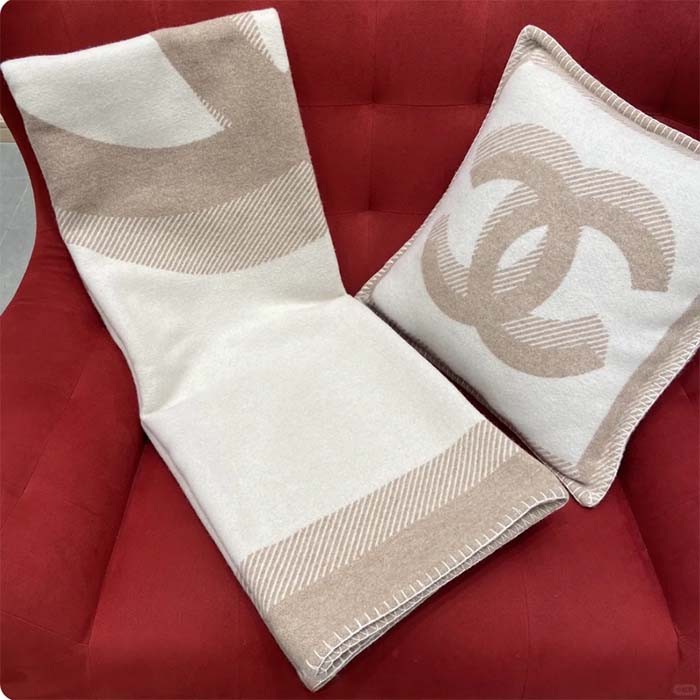 Chanel Unisex CC Cotton Wool Tweed Beige Sandy Multifunction Scarf Blanket