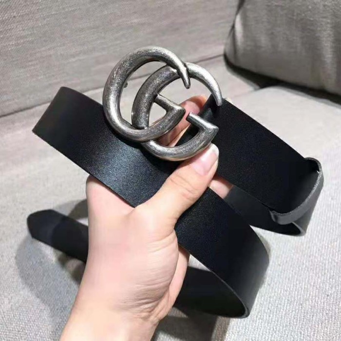 Gucci Unisex Leather Belt with Double G Buckle in 2.5cm Width-Black and Silver