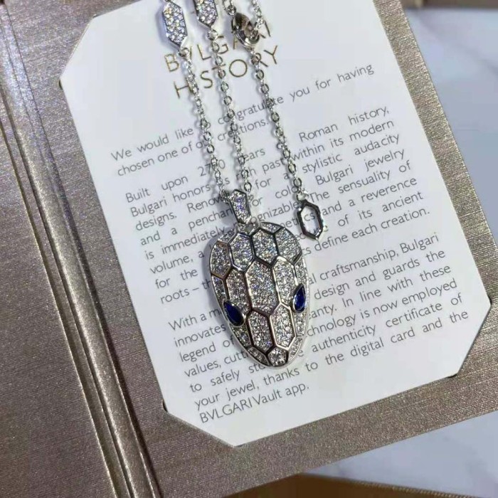 Bvlgari Women Serpenti Necklace in 18 KT White Gold