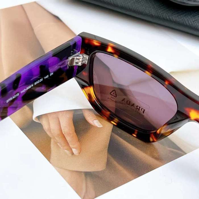 Prada Unisex Sunglasses Prada Logo 100% UVA / UVB Protection Standard Fit