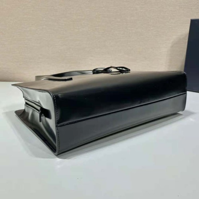 Prada Women Re-Edition 1995 Brushed-Leather Medium Handbag-Black