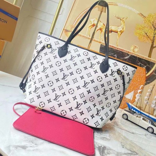 Louis Vuitton Women LV Neverfull MM Carryall Tote Bag Black Printed Embossed Grained Cowhide