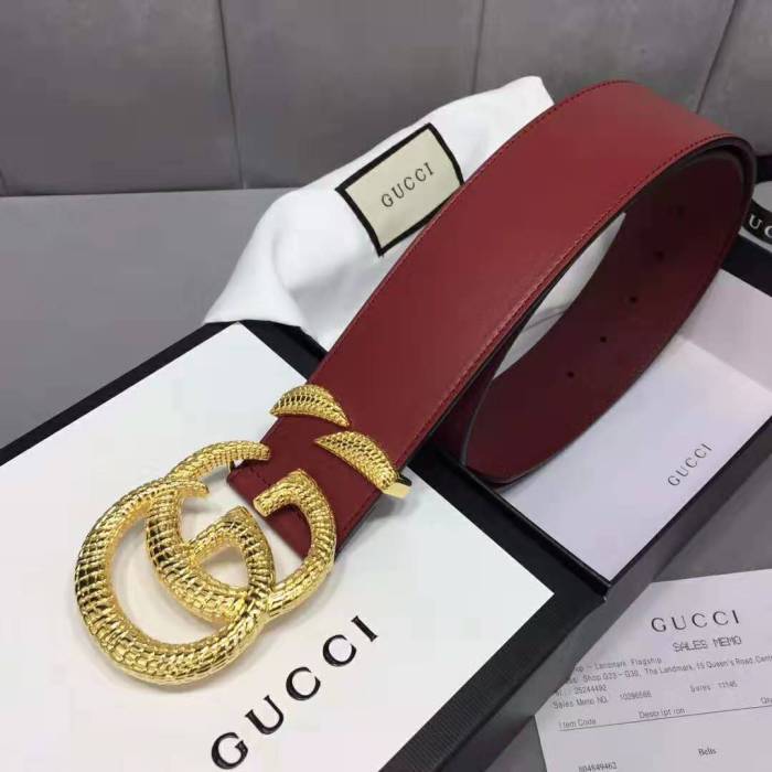 Gucci Unisex Leather Belt with Double G Buckle in Burgundy Leather
