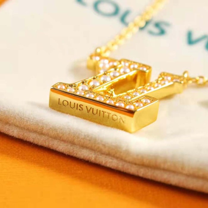 Louis Vuitton Women LV Iconic Pearls Necklace