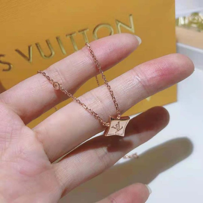 Louis Vuitton Women Color Blossom Star Pendant in Pink Gold