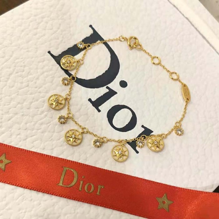 Dior Women Rose Des Vents Bracelet Yellow Gold Diamonds and Mother-of-pearl