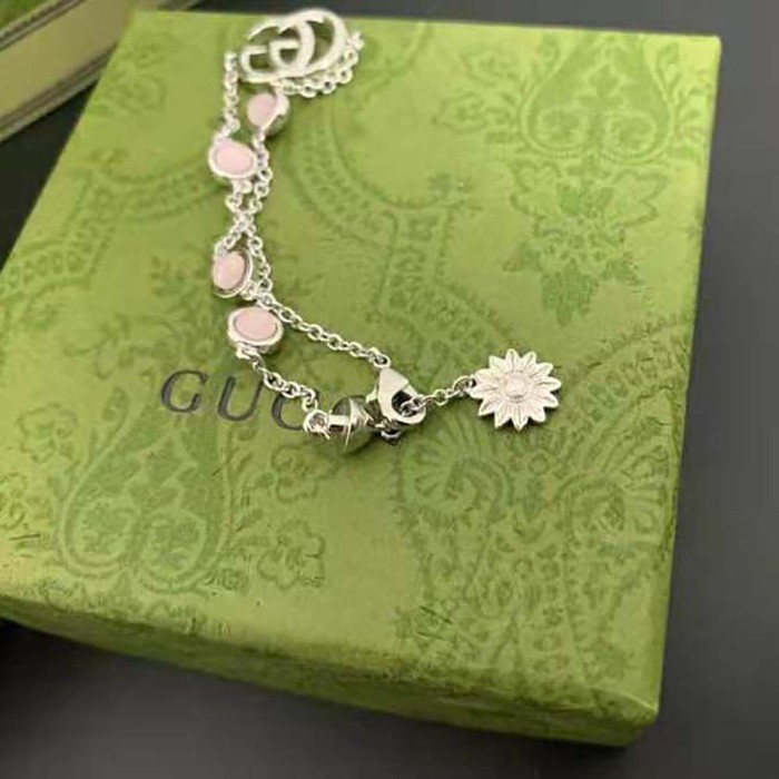 Gucci Women Double G Mother of Pearl Bracelet