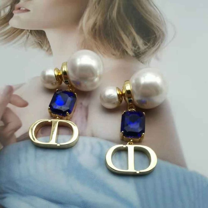 Dior Women Petit Cd Earrings Gold-Finish Metal with White Resin Pearls