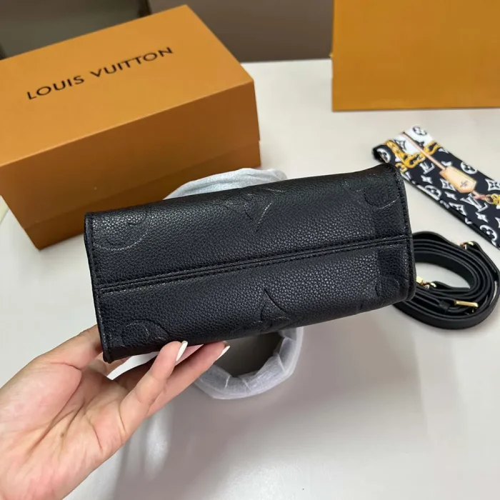 Louis Vuitton LV Women Onthego BB Monogram Empreinte M46993