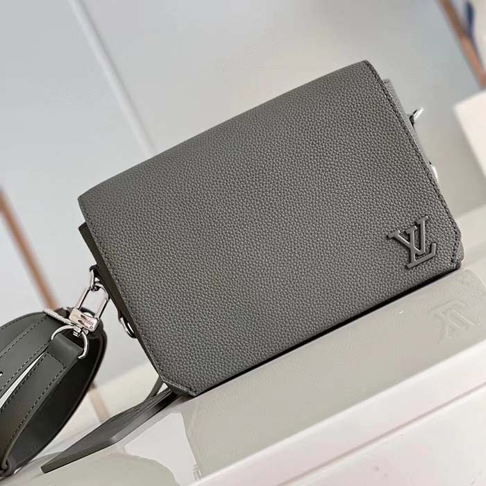 Louis Vuitton Unisex Fastline Wearable Wallet Khaki Green Cowhide Leather
