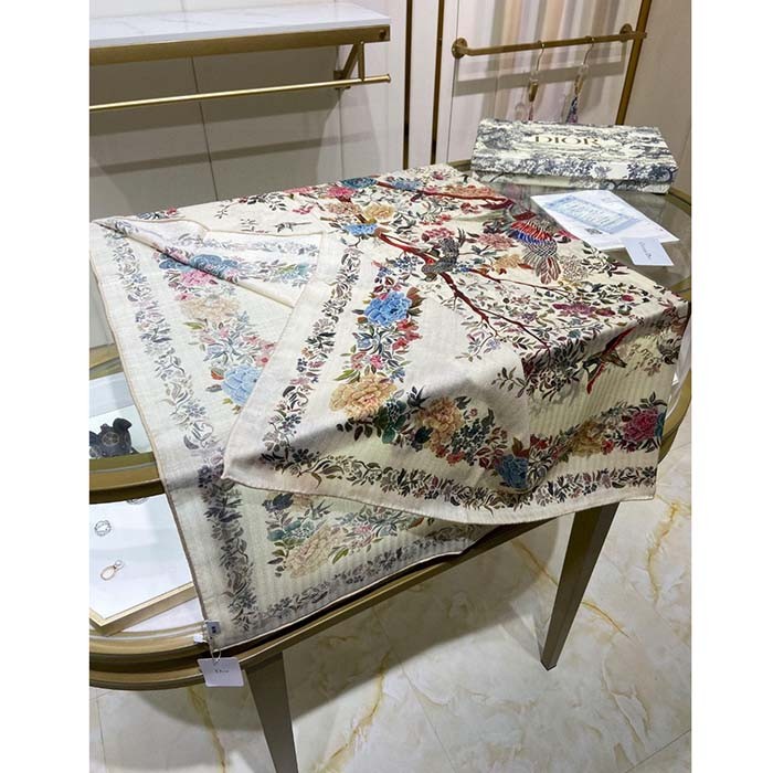 Dior Women CD Dior Jardin D'Hiver 90 Square Scarf White Multicolor Silk Twill
