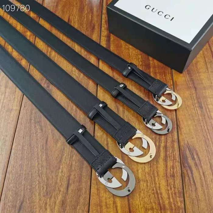 Gucci Unisex Leather Belt with Interlocking G Buckle 4 cm Width Black Leather