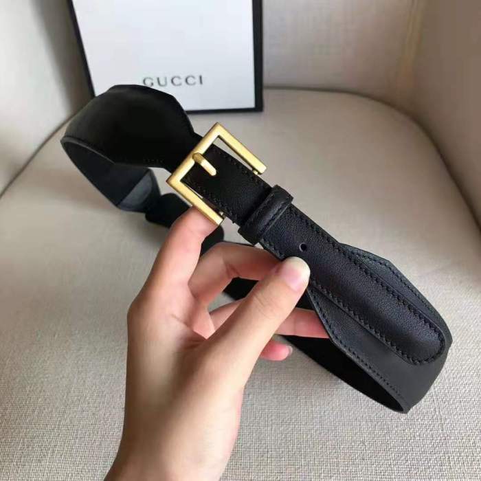 Gucci Unisex Leather Belt with Horsebit in Black Smooth Leather