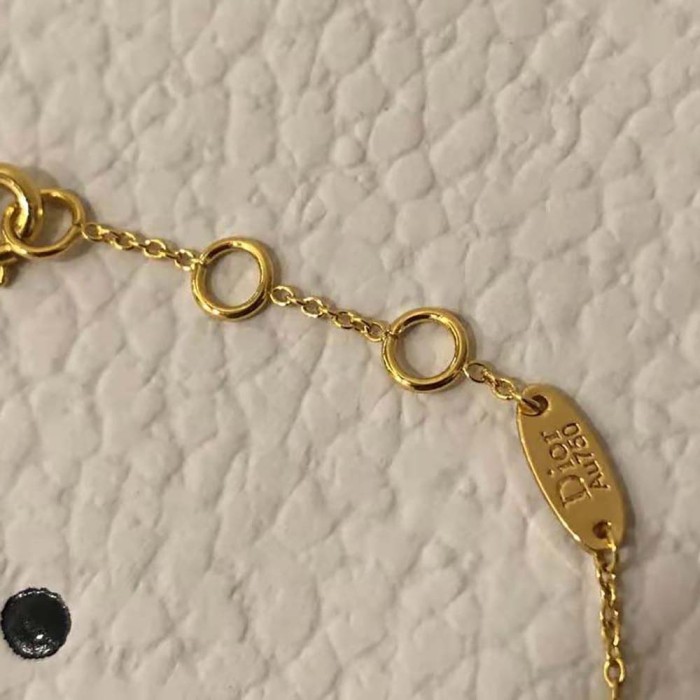 Dior Women Rose Des Vents Bracelet Yellow Gold Diamonds and Mother-of-pearl