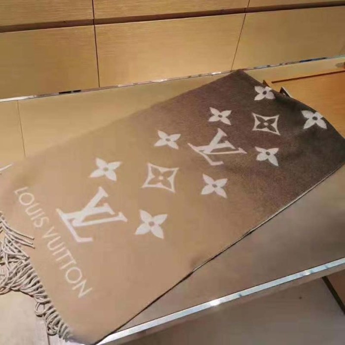 Louis Vuitton LV Unisex Reykjavik Gradient Cashmere Scarf Oversized Monogram Flower Initial pattern-Sandy