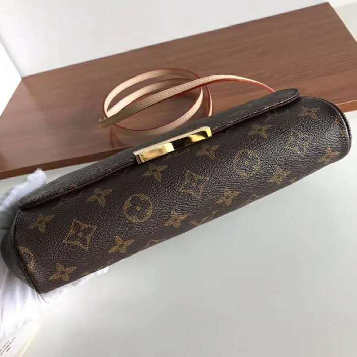 Louis Vuitton LV Women Favorite MM Clutch in Monogram Coated Canvas-Brown