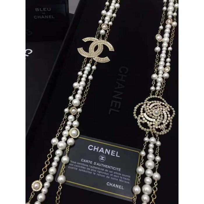 Chanel Women Long Necklace in Metal Glass Pearls & Diamantés-White