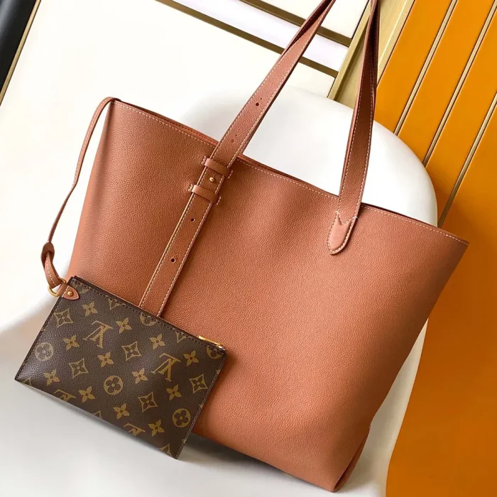 Louis Vuitton Women Low Key Hobo PM-Brown M25354