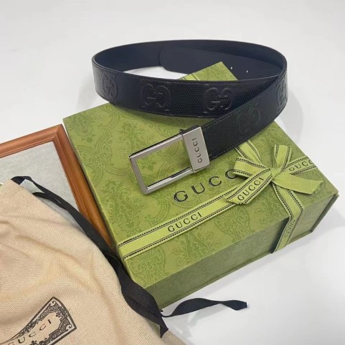 Gucci Unisex GG Belt Rectangular Buckle Black Leather 3.6 CM Width