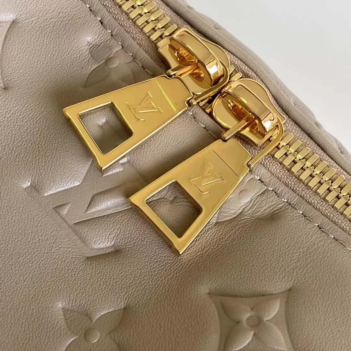 Louis Vuitton LV Women Coussin Hobo MM-Gray M12071