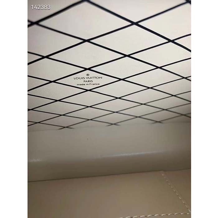 Louis Vuitton LV Women Petite Malle Handbag Metallise Froisse Silver Brilliant Alligator Leather