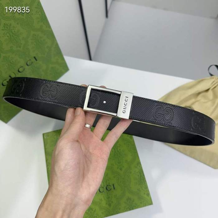 Gucci Unisex GG Belt Rectangular Buckle Black Leather 3.6 CM Width