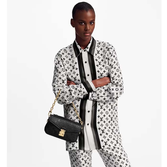 Louis Vuitton LV Women Pochette Métis East West Bag Black Grained Cowhide Leather