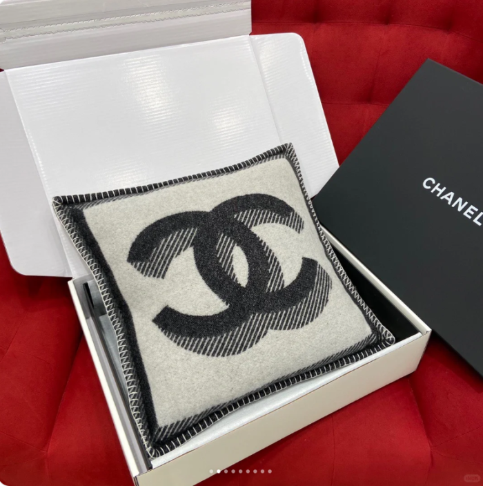Chanel Unisex CC Cushion Cotton Wool Tweed Beige Black Multifunction