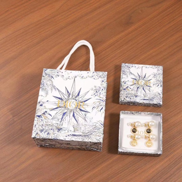 Dior Women Dior Tribales Earrings White Resin Pearls Black Glass