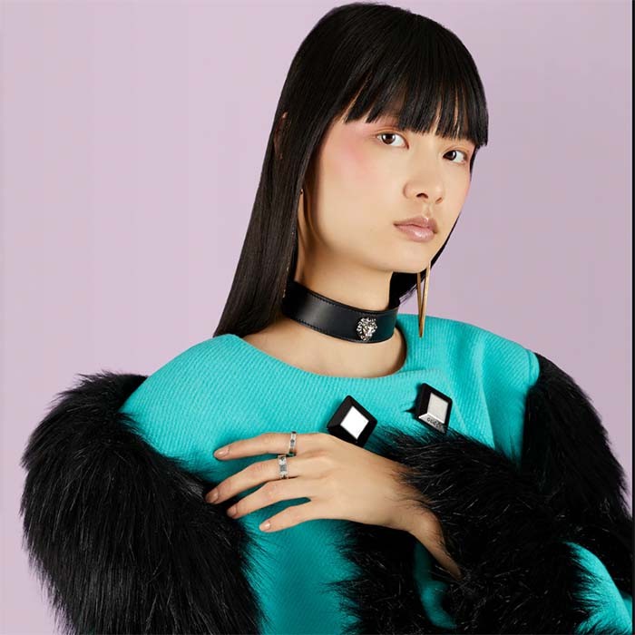 Gucci Unisex GG Bee Engraved Ring 925 Sterling Silver Aged Silver-Toned Hardware