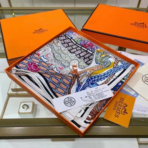 Hermes Women Super Silk Quest Detail Scarf 45 Blue Twill