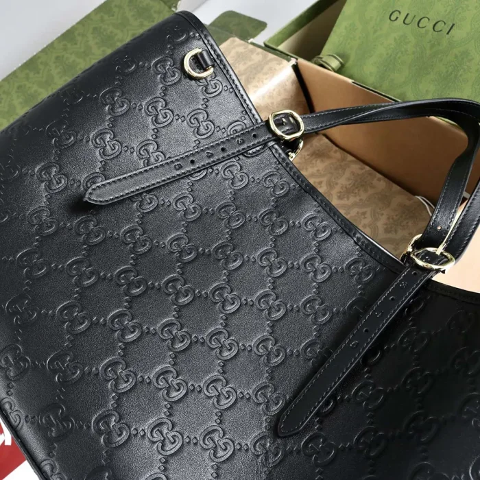 Gucci Women GG Emblem Large Tote Bag-Black 815213AAFDV1000