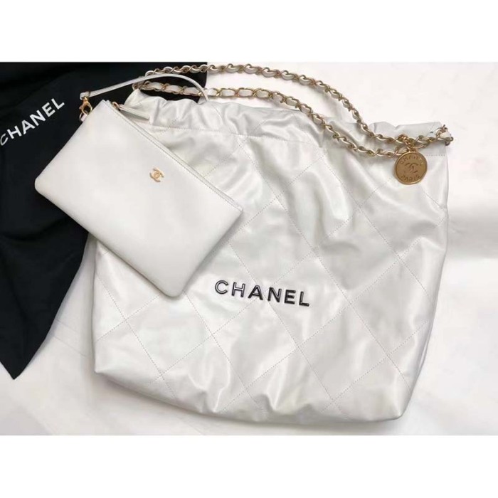 Chanel Women 22 Large Handbag Calfskin Gold-Tone Lacquered Metal White