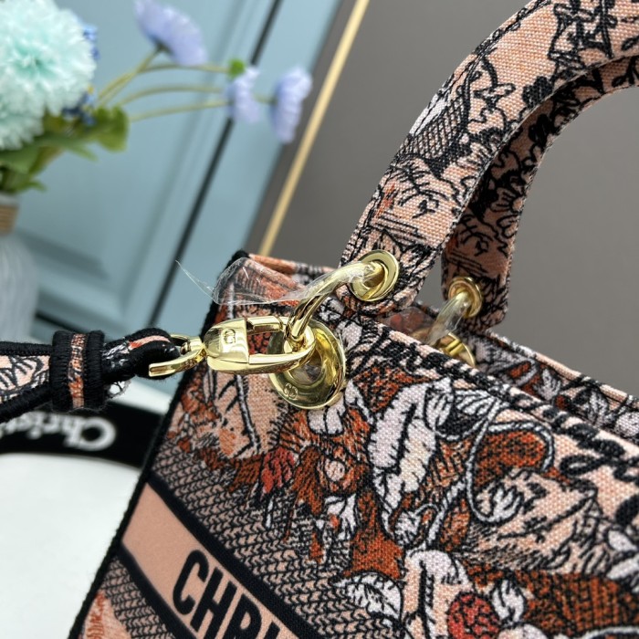 Dior Women CD Medium Lady D-Lite Bag Powder Pink Dior Jardin Magique Embroidery