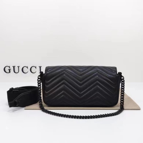 Gucci Women GG Marmont Shoulder Bag Matelassé Chevron Leather Double G Black