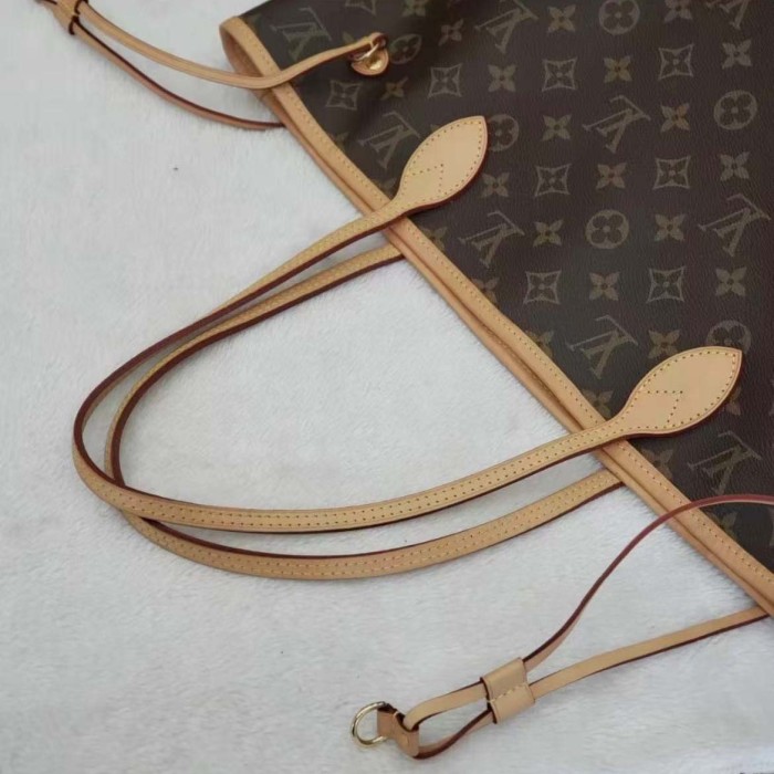 Louis Vuitton LV Unisex Neverfull MM Bag in Monogram Canvas-Brown