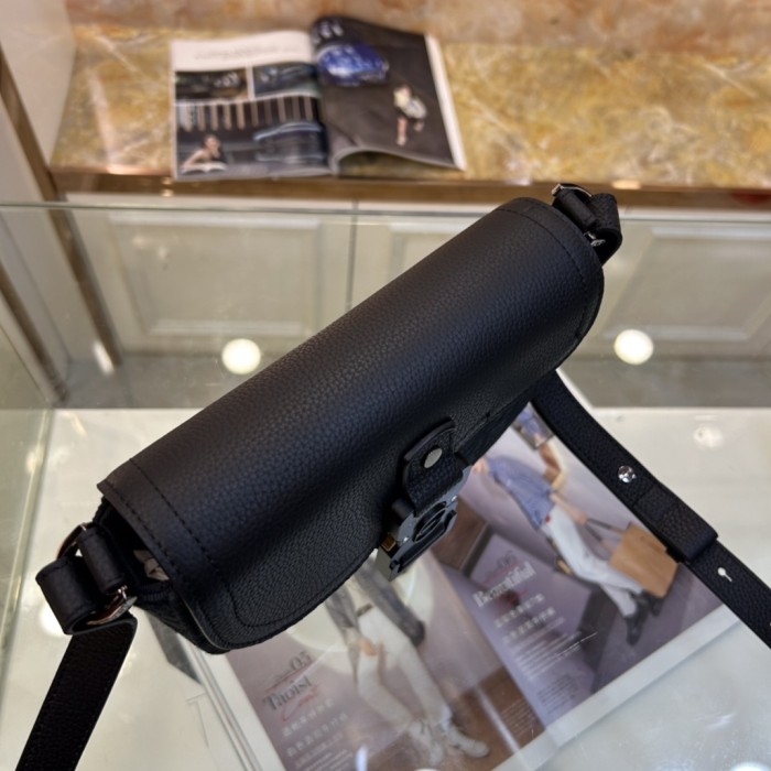 Dior Unisex CD Saddle Pouch Strap Black Dior Oblique Jacquard Grained Calfskin