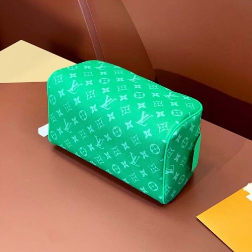 Louis Vuitton LV Unisex Dopp Kit Green Monogram Coated Canvas M31013