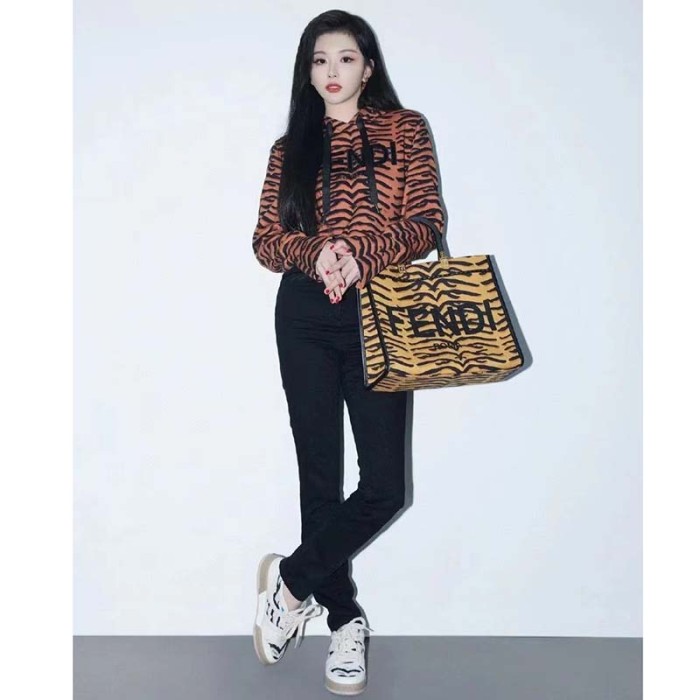 Fendi Unisex Fendi Sunshine Medium Shopper Bag Spring Festival Capsule Collection