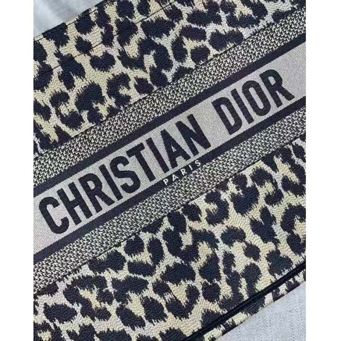 Dior Unisex CD Medium Dior Book Tote Beige Multicolor Mizza Embroidery